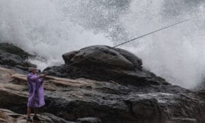 Tayvan, süper tayfun Kong-rey’in yaklaşmasıyla alarmda