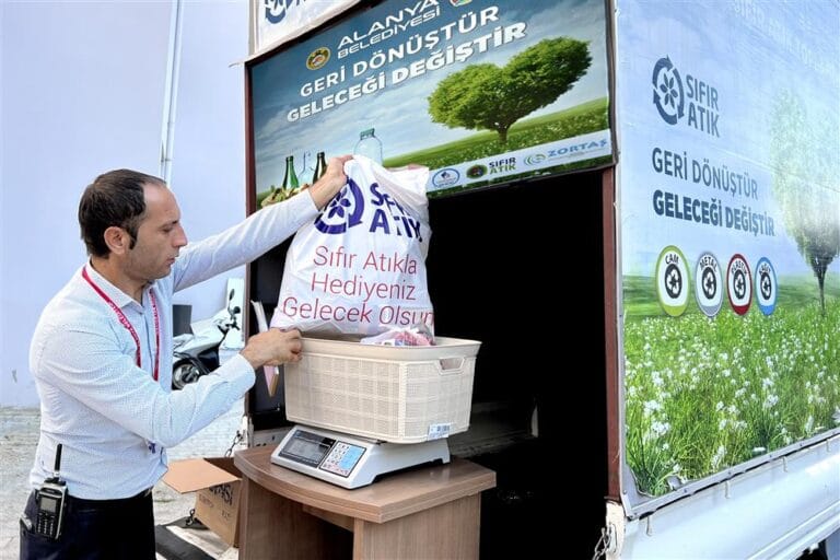 Alanya’da 3. kez “Sıfır Atık Mutfakta Başlar” yarışması