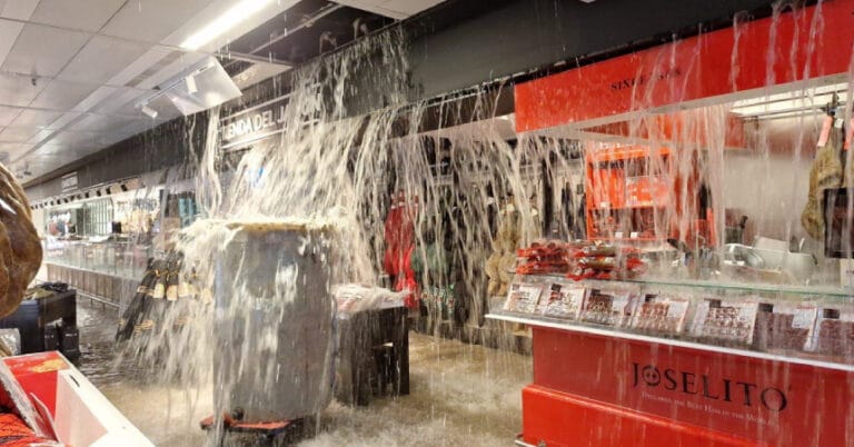 İspanya’da şiddetli yağışlar okulları tatil ettirdi, tahliyeler başladı