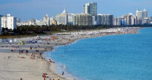 Florida’da lüks binaların çöküşü şok edici boyutlara ulaştı