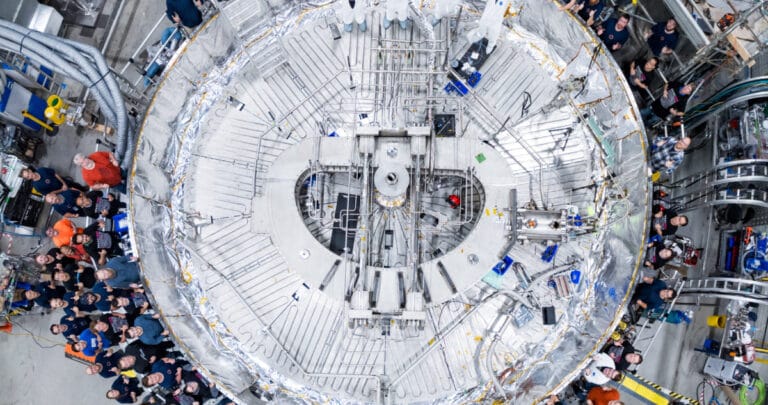 Dünyanın ilk füzyon enerji santrali için çalışmalar başladı