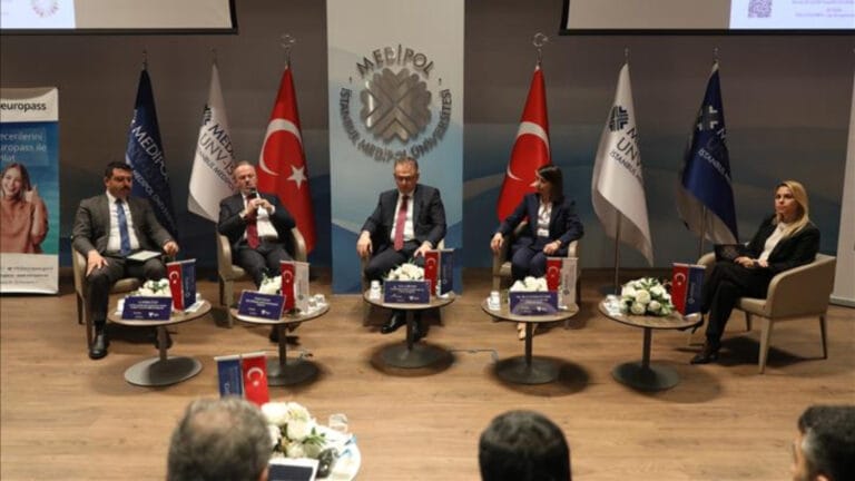 Medipol Üniversitesi’nde “Yenilenebilir Enerji Sektöründe İstihdam ve Sürdürülebilirlik Çalıştayı”