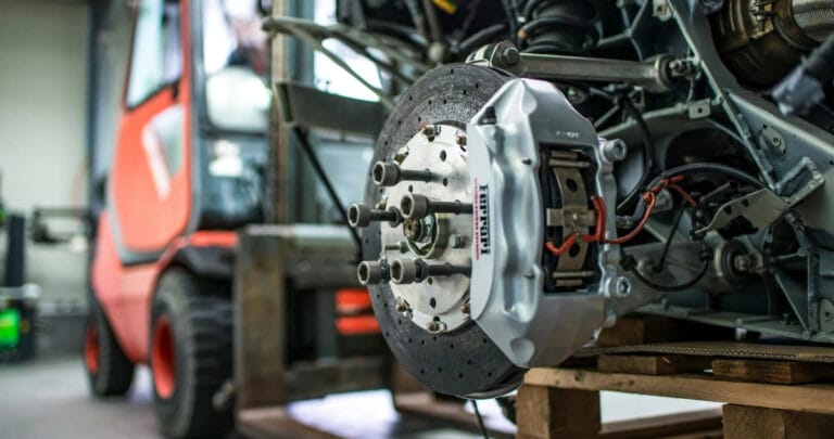 Fren balatası tozu, egzoz emisyonlarından daha toksik olabilir