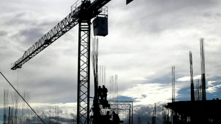 AB ‘Temiz Sanayi Anlaması’nı açıkladı! Çelik ve çimento sektörü ilk sırada