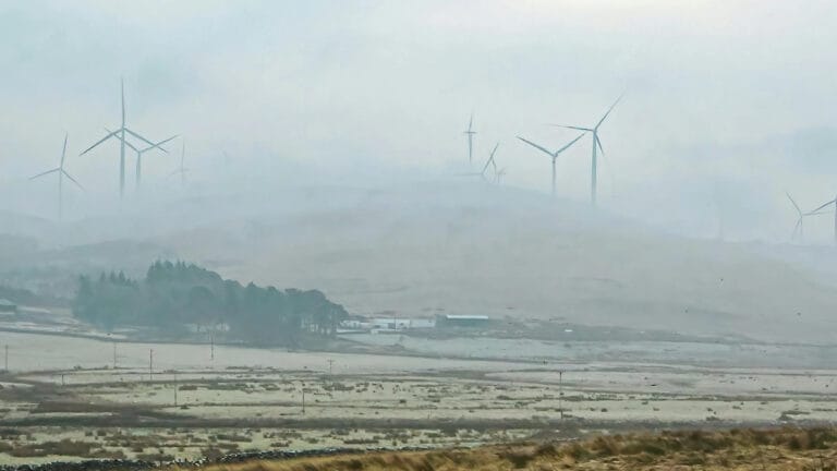 Küresel ısınma Avrupa’nın rüzgarını kesiyor: Rüzgar enerjisine ne olacak?