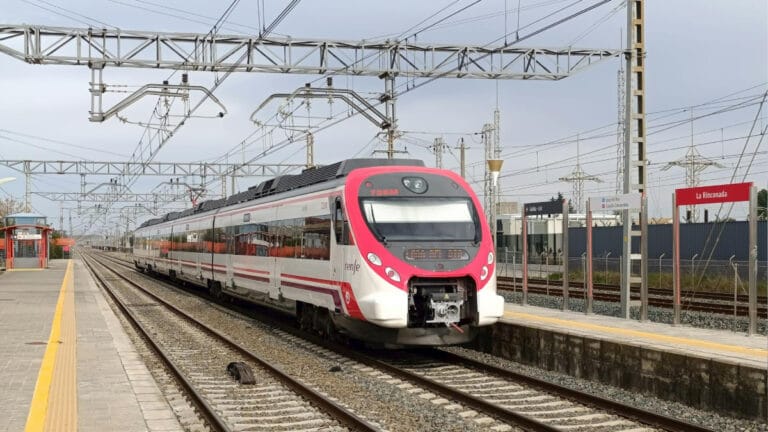 Temiz enerji 2024’te Çin’in GSYİH’sine rekor düzeyde katkı sağlayacak