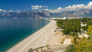 Akdeniz’de deniz suyu sıcaklığı 54 yılda 1.3 derece arttı