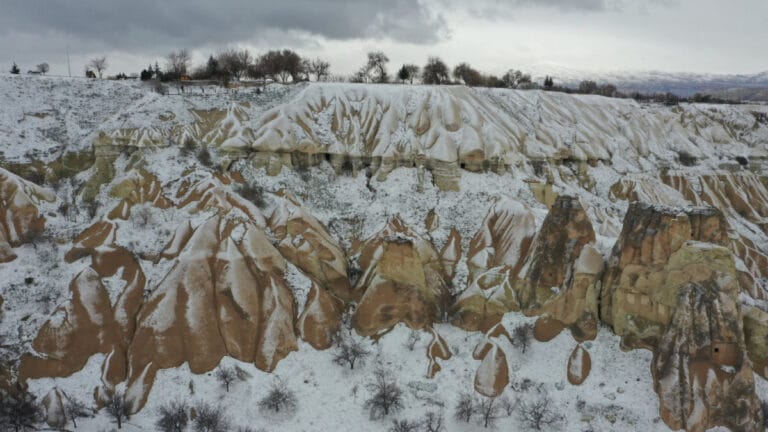 Meteoroloji’den sağanak yağmur ve kar yağışı uyarıları