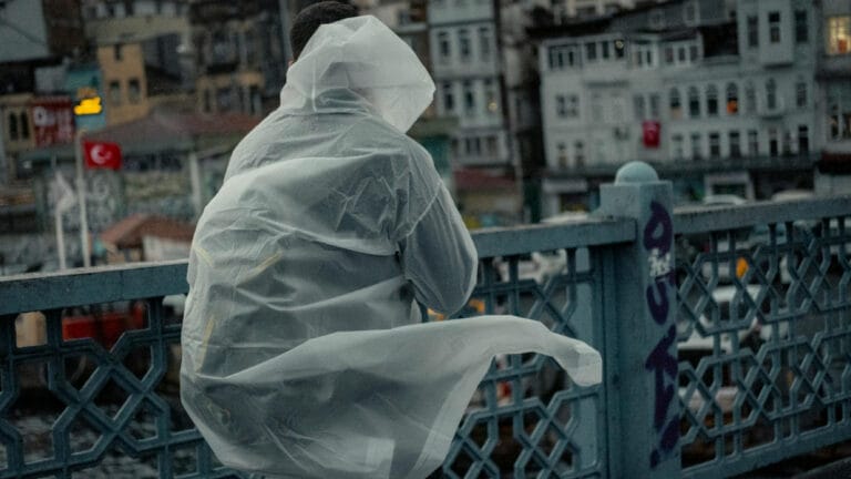 Sağanak yağmur geliyor! Sıcaklıklar 4 ila 6 derece düşüyor