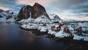 İsveç ve Norveç’te 2024’te 1,8 metre eridi