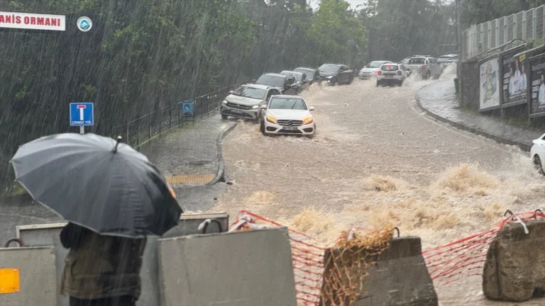 Meteoroloji’den yağmur uyarısı! Sıcaklıklar 3 ila 5 derece düşecek