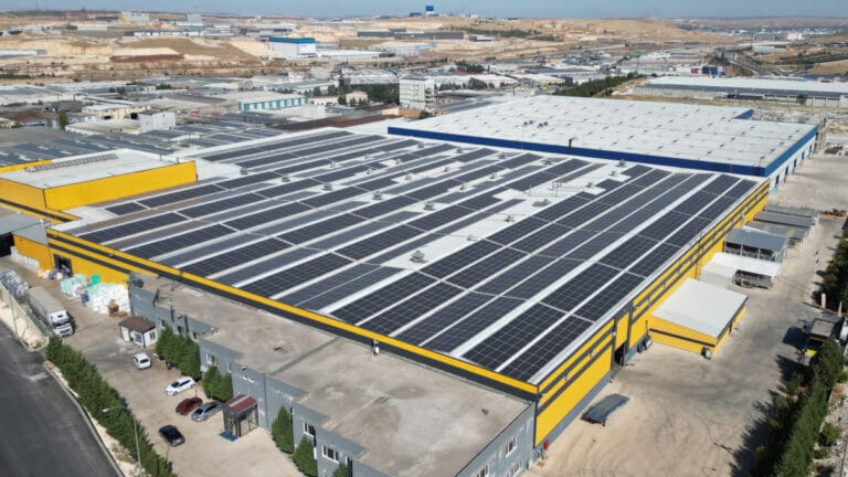 Artemis Halı’dan 31 milyon TL’lik GES yatırımı: 61.924 ağaca denk ekolojik katkı