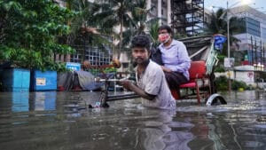 Hindistan’da muson yağmurları her yıl neden felakete dönüşüyor?