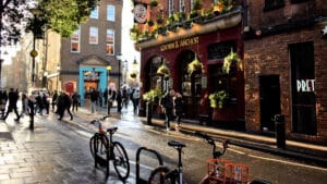 İngiltere, kayıtlardaki en sıcak ve en güneşli ilkbaharını yaşadı