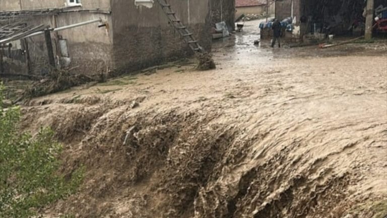 Meteoroloji’den bu bölgeler için yağmur uyarısı