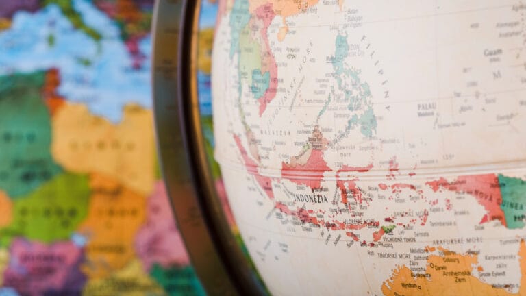 AB ve Çin’den iklim değişikliğiyle mücadelede ortaklık: Yenilenebilir enerji ve doğa dostu ürünler vurgusu
