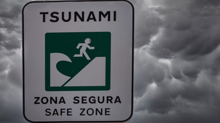 Tsunami nedir? Tsunami nasıl oluşur?
