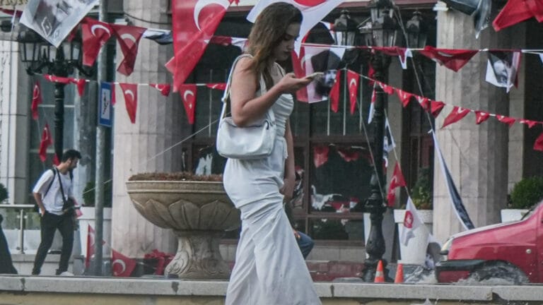 Meteoroloji’den sağanak yağmur ve sıcak hava uyarısı