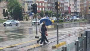 3 bölgede yağmur var! Sıcaklıklar mevsim normali üzerinde