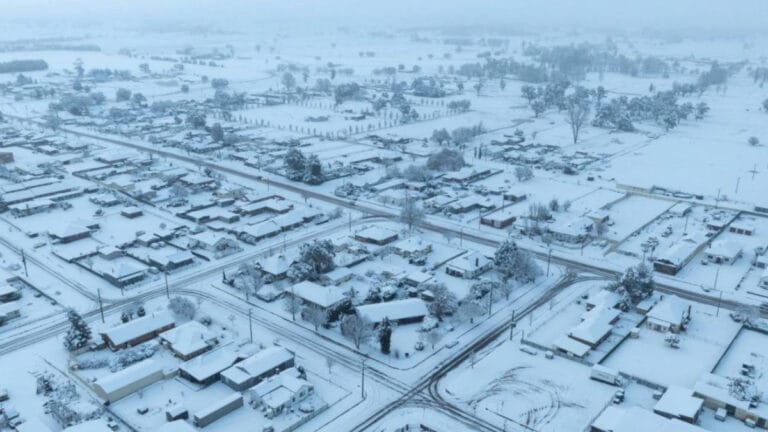 Avustralya’da 1980’lerden bu yana en yoğun kar yağışı