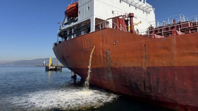 İzmit Körfezi’nde kirli balast deşarjına yasal işlem