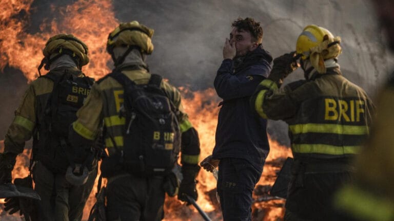 İspanya ve Portekiz’de orman yangınları can kaybına ve büyük yıkıma yol açtı