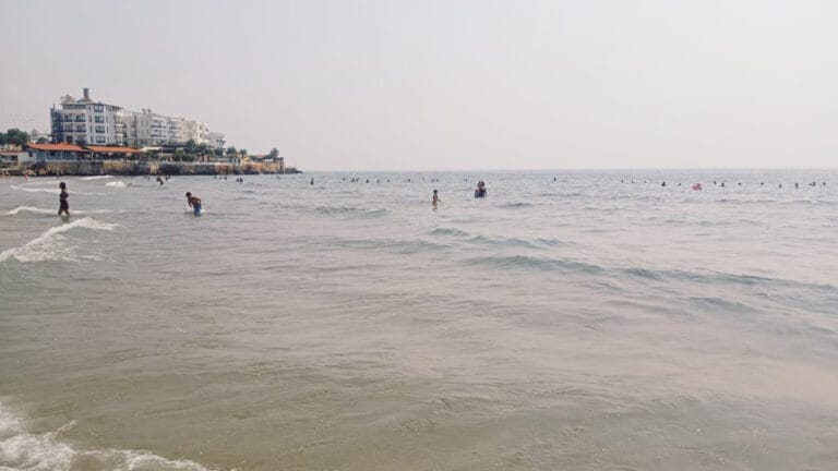 Yağış yok, sıcaklıklar mevsim normali üzerinde