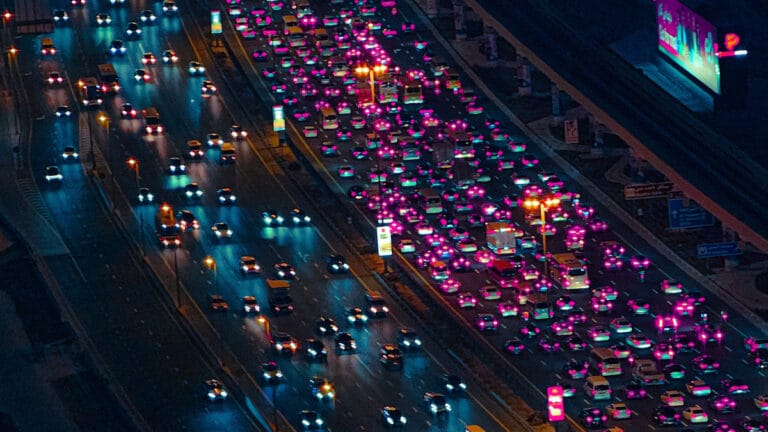 Fosil yakıt gündemi küresel iklim mücadelesini raydan çıkarıyor: ABD emisyonları yeniden artışta