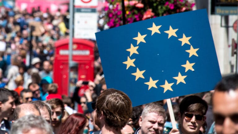 AB’den karbon vergisi hamlesi: Türkiye’nin de aralarında olduğu ülkelere destek paketi