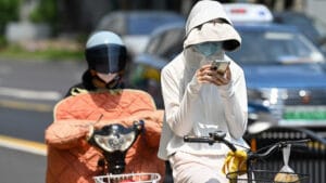 Çin iki uçta: Güneyi yaz sıcağı, kuzeyi rekor soğuk