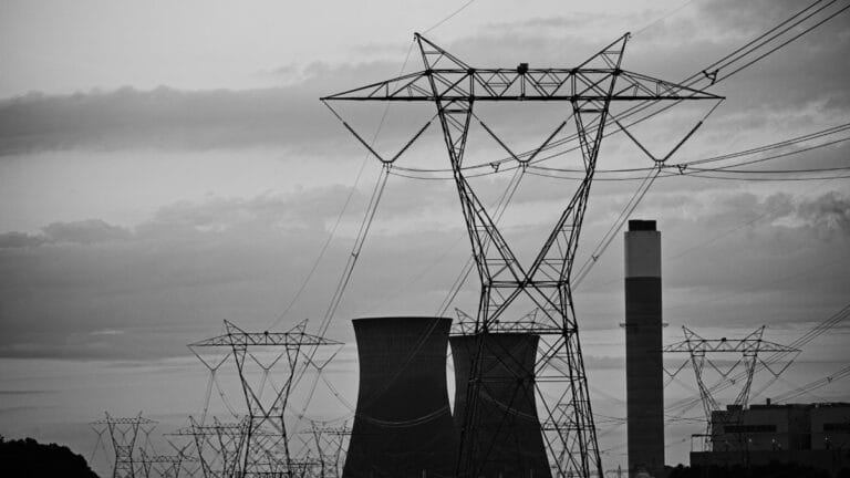 McKinsey’den soğuk duş: Veri merkezlerinin ‘canavar’ enerji iştahı petrol ve kömürün saltanatını sürdürecek