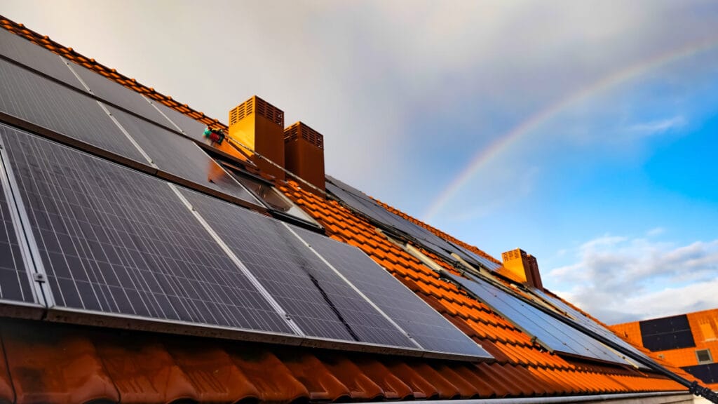 Joshua Bowers / Unsplash