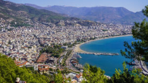 Kış kapıdayken “yalancı bahar” sürprizi: Lodos ısıtıyor ancak sinsi tehlikelere dikkat