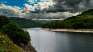 İngiltere’de kritik alarm: Kuraklık tehlikesi yeni yıla taşınıyor, hortum yasağını aşan sert kısıtlamalar kapıda