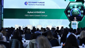 Yeşil ekonominin kalbi İstanbul’da attı: Türk-Fransız devleri karbonsuz gelecek için el sıkıştı