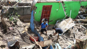 Kalmaegi Tayfunu’nun vurduğu Filipinler’de can kaybı 114’e yükseldi: Fırtına Vietnam’a yönelirken güç kazanıyor