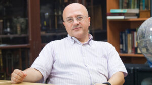 Prof. Dr. Levent Kurnaz uyardı: Türkiye’nin iklim politikası tüm sektörleri kapsamalı, öncelik kendini korumak olmalı