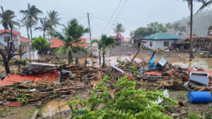Filipinler’i vuran Fung-wong tayfununda 2 kişi öldü, 1 milyon kişi tahliye edildi