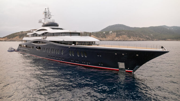 Çelişkinin doruk noktası: Mark Zuckerberg’in 300 milyon dolarlık dev mega yatına yönelik ‘ikiyüzlülük’ tepkisi