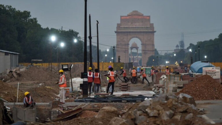 Delhi’de “hava kirliliği” seferberliği: 30 milyon insan için olağanüstü hal ilan edildi!