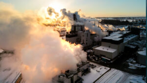 Ekonomi büyüyor, karbon bağlantısı kopuyor: Dünyanın %92’si iklim politikalarının etkisiyle ‘ayrışma’ yaşıyor