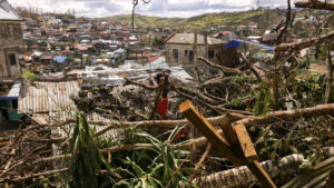 Shell’e karşı tarihi iklim davası: Filipin tayfunu mağdurları İngiltere mahkemelerinde hesap soruyor