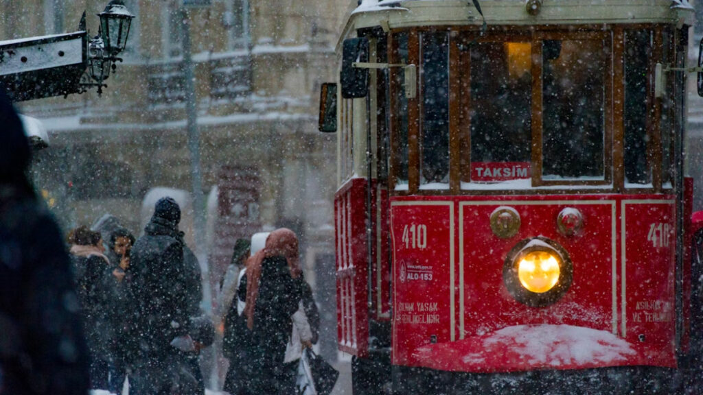AKOM’dan yılbaşı için kar ve don uyarısı