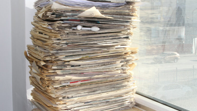 İklim krizinde gözden kaçan büyük yük: Ofislerdeki kâğıt tüketimi! Bir ofis çalışanı yılda 10 bin sayfa harcıyor