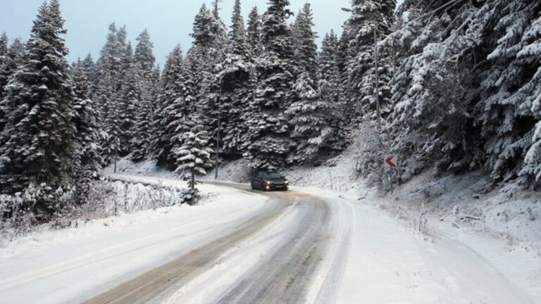 Batı Karadeniz’in yüksekleri için kuvvetli kar yağışı ve tipi alarmı!