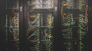 Büyük teknoloji devlerinde iklim çatlağı: Amazon, karbon muhasebesi reformuna karşı çıkarak temiz enerji grubunu finansal tehditle mi baskıladı?