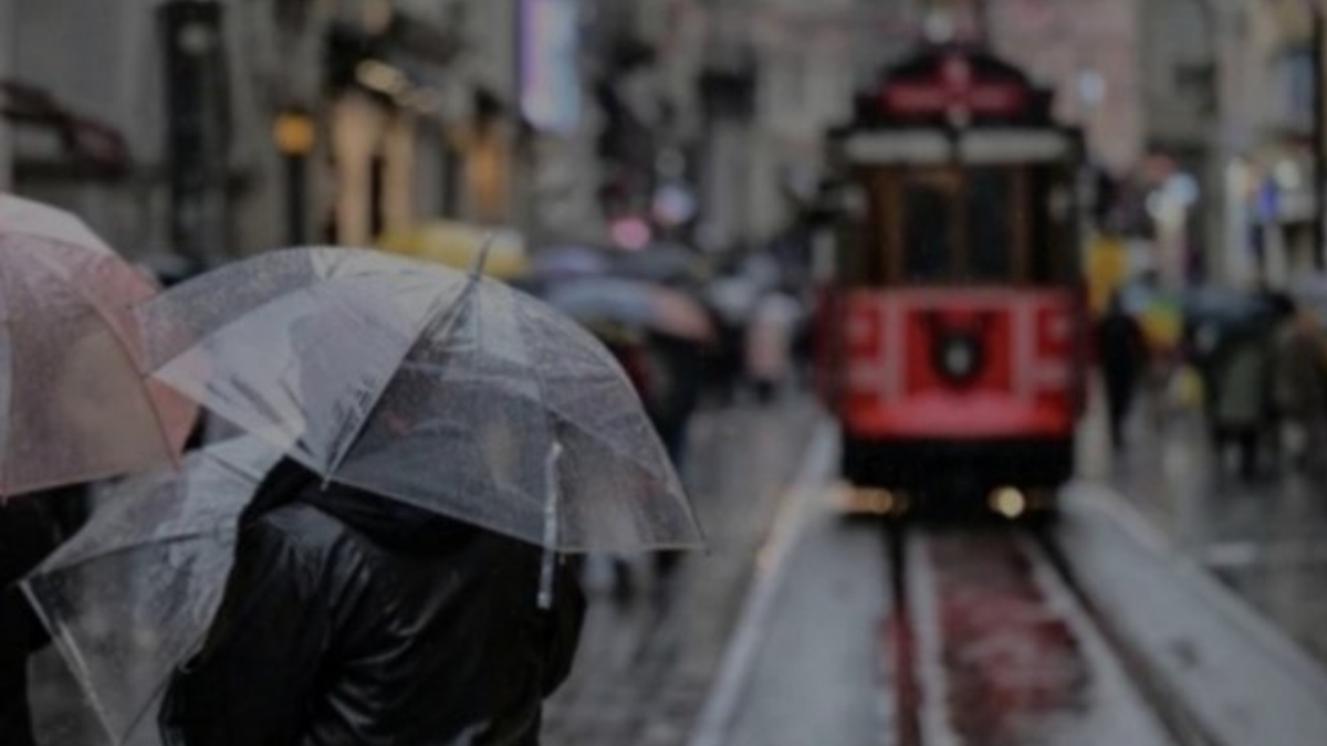 Meteoroloji’den batı ve doğuya çifte uyarı: Kuvvetli yağış ve fırtına alarmı!