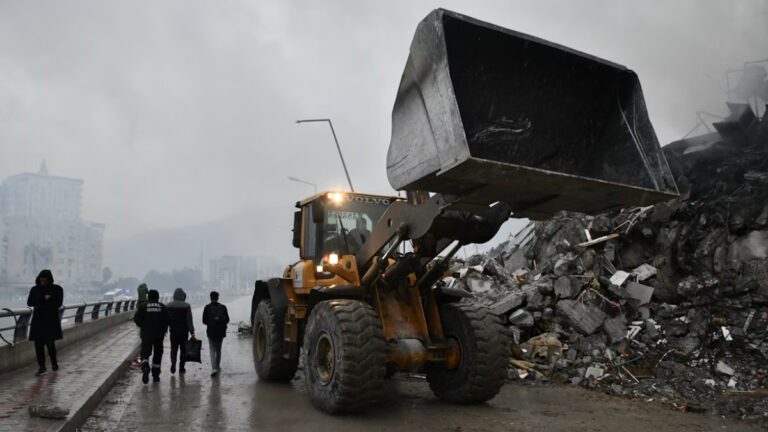 Türkiye’de toprak nasıl kirleniyor?