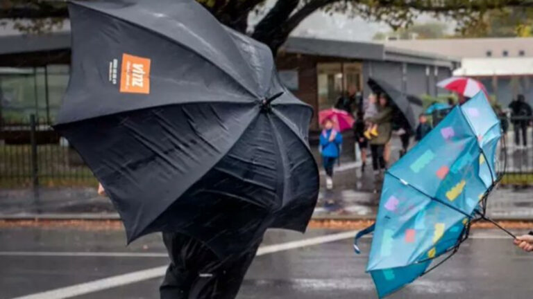 AKOM’dan İstanbul için fırtına, kuvvetli sağanak ve kar uyarısı