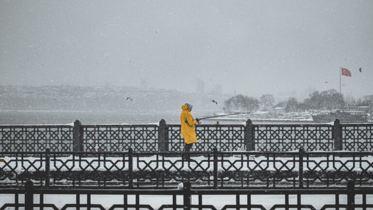 AKOM’dan kar yağışı uyarısı! Sıcaklıklar düşüyor